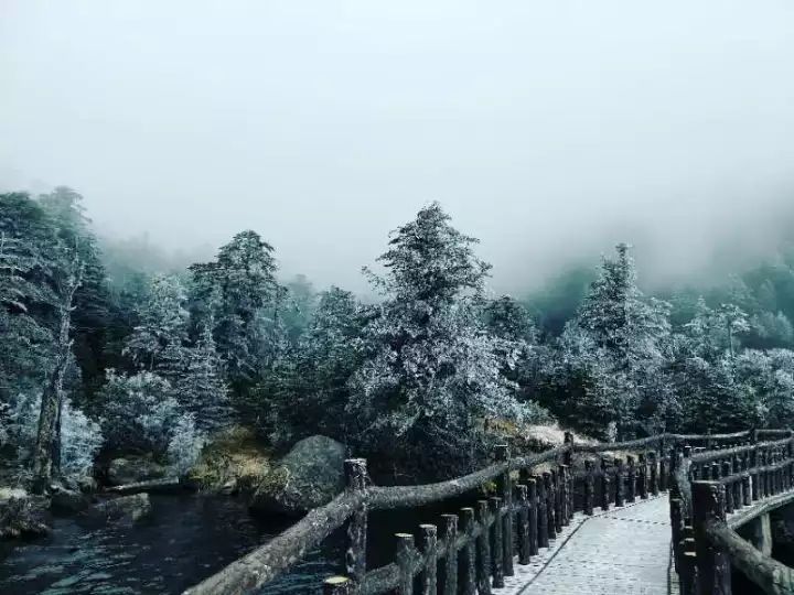 螺髻山山脚海拔有多高_螺髻山航拍视频_螺髻山旅游攻略