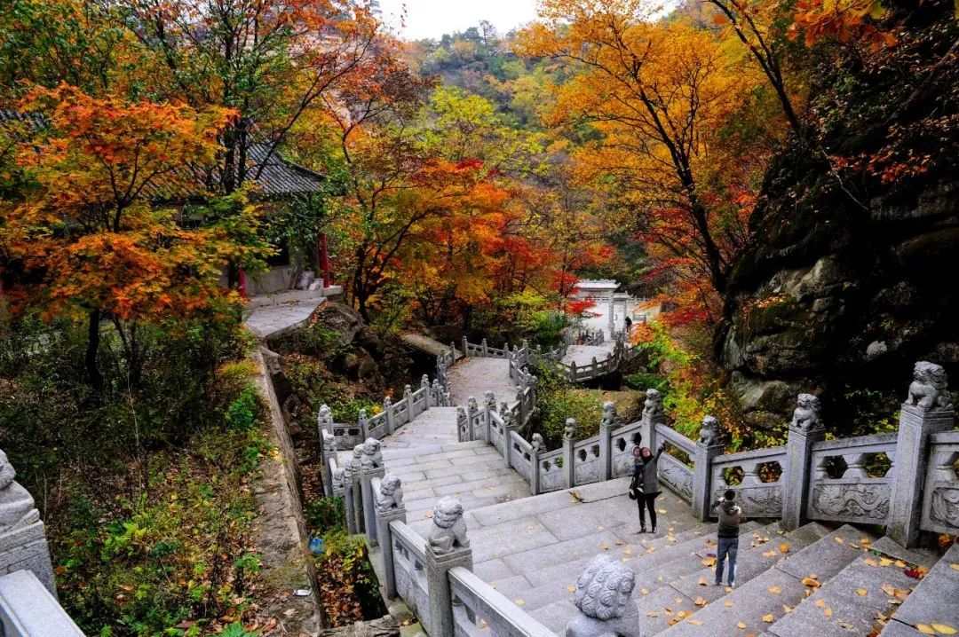 岫岩的山_鞍山岫岩景区_岫岩清凉山旅游攻略