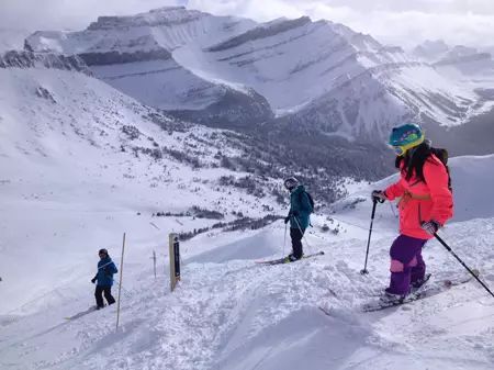 阿尔卑斯山旅行_阿尔卑斯山旅游准备衣服攻略_去阿尔卑斯山脉旅行多少钱