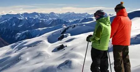 阿尔卑斯山旅行_阿尔卑斯山旅游准备衣服攻略_去阿尔卑斯山脉旅行多少钱