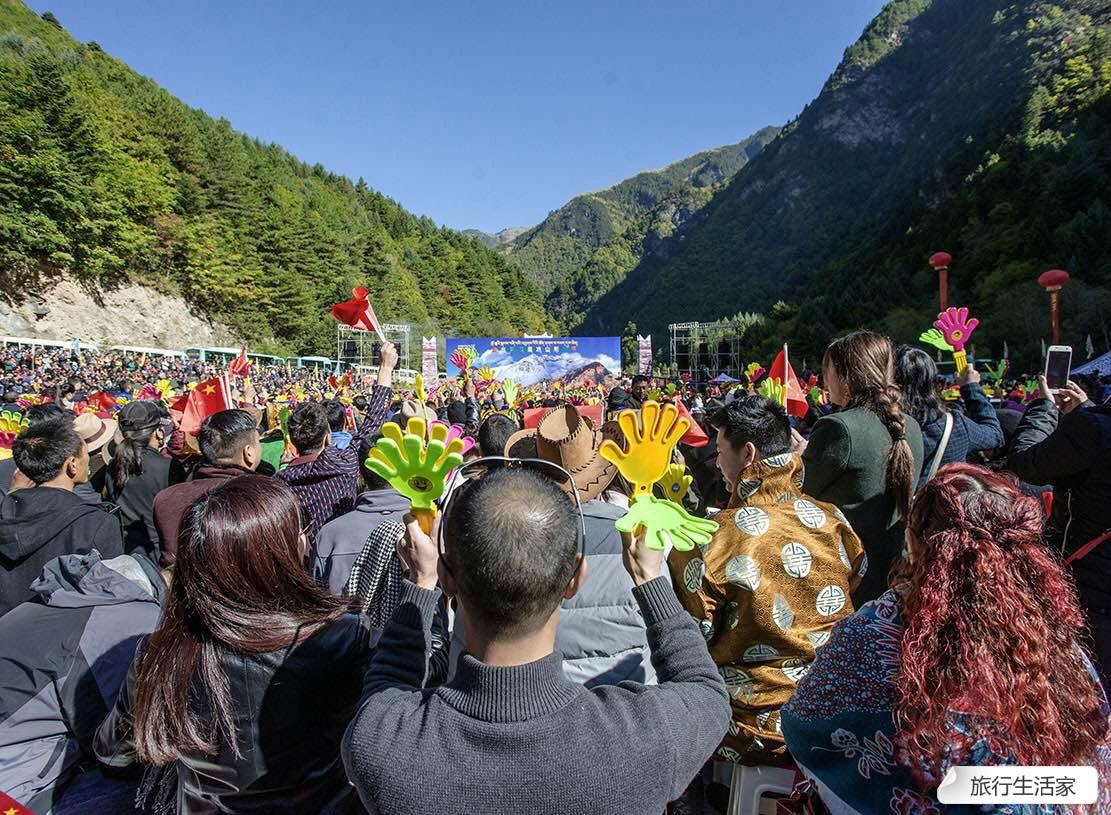 川西卡龙沟_成都卡龙沟旅游攻略_成都有没有卡游