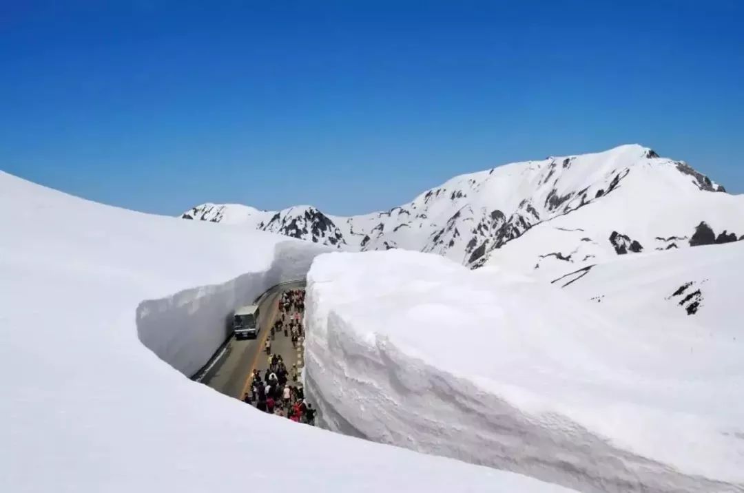 去阿尔卑斯山旅游攻略_阿尔卑斯山旅行_阿尔卑斯山旅游准备衣服攻略