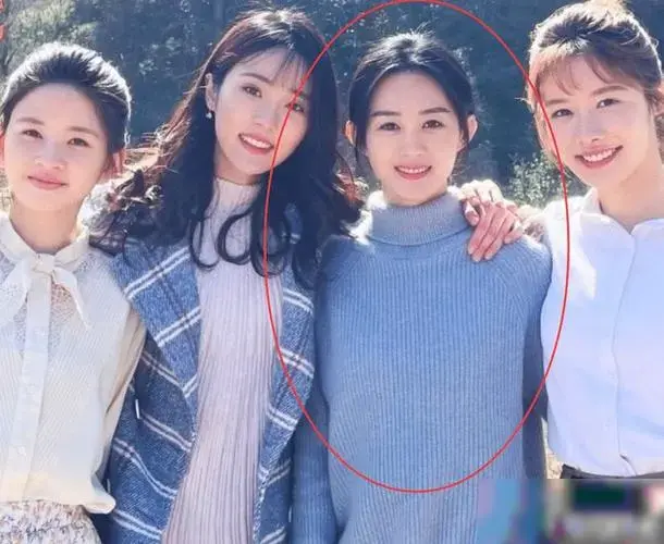 素衣vlog_素衣美女_素衣女孩