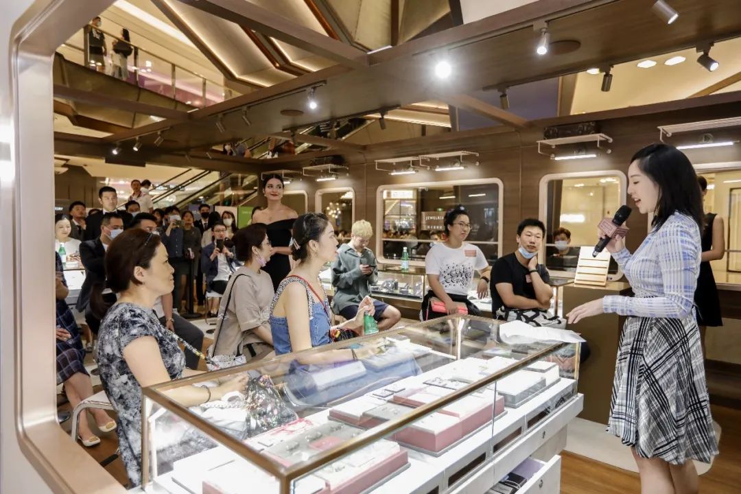 首饰店有哪些比较有名_首饰名店_时尚首饰店