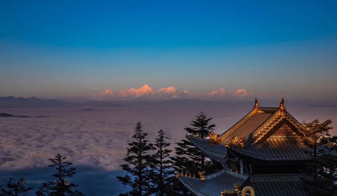 峨眉山天景区天气预报_峨眉山2天旅游攻略_峨眉山景区天气查询