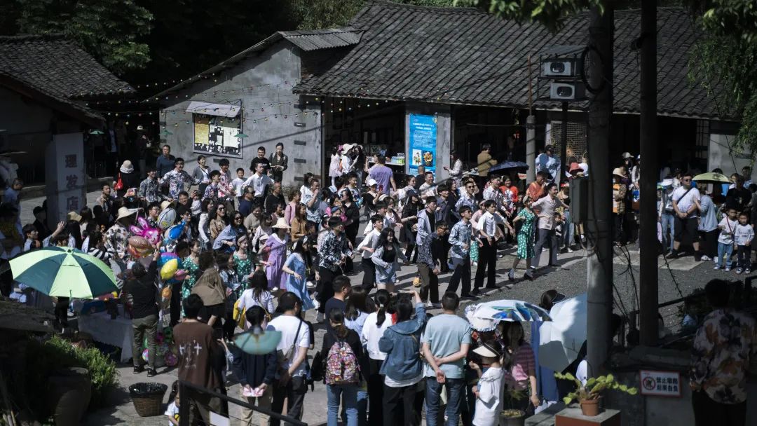 峨眉山2天旅游攻略_峨眉山景区天气查询_峨眉山天景区天气预报