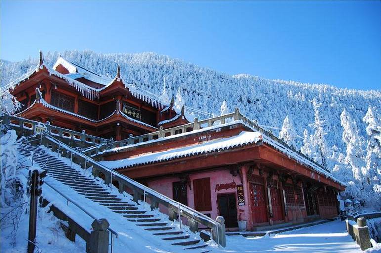 攻略峨眉旅游山天气怎么样_峨眉山2天旅游攻略_峨眉山风景名胜区天气预报