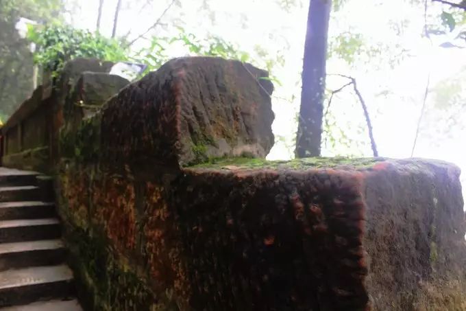 峨眉山风景名胜区天气预报_峨眉山2天旅游攻略_攻略峨眉旅游山天气怎么样