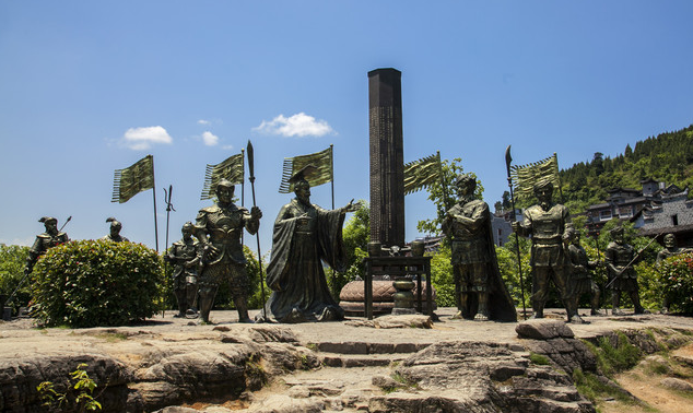 吉首游玩攻略自驾_吉首旅游攻略景点必去_吉首旅游攻略