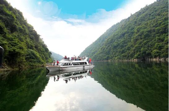 吉首旅游攻略_吉首游玩攻略自驾_吉首旅游攻略景点必去