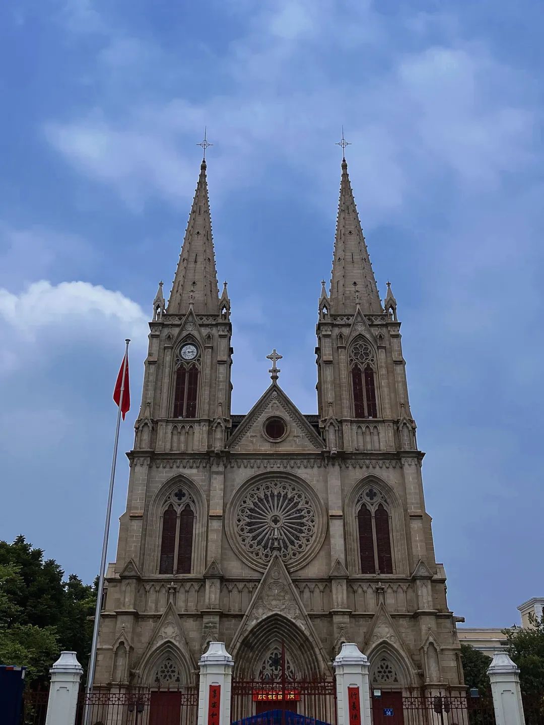 广州两日旅游攻略_“广州旅游攻略景点必去”_广州旅游攻略路线