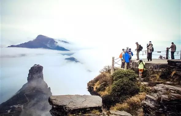 贵阳到镇远旅游攻略_贵阳到镇远途中有什么景点_贵阳到镇远一日游