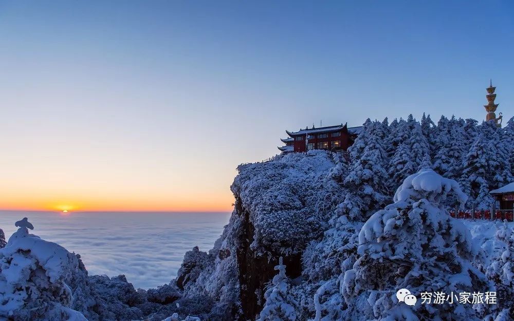 峨眉山旅游景点推荐_峨眉山旅游攻略景点必去_峨眉山旅游攻略相关推荐