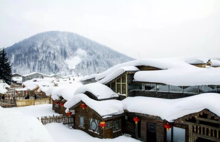 雪乡旅游 穿衣 攻略_去雪乡要穿什么鞋子_雪乡旅游穿什么衣服照片
