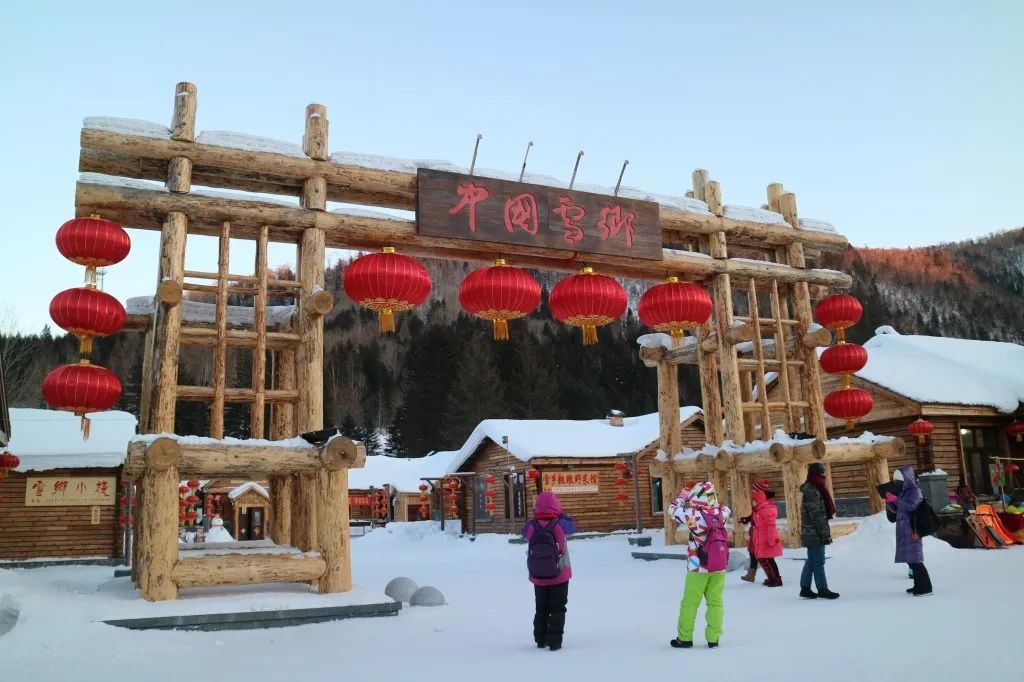 雪乡玩穿什么衣服_去雪乡要穿什么鞋子_雪乡旅游 穿衣 攻略