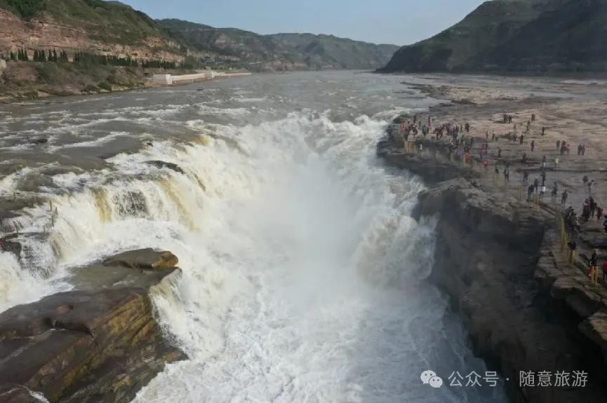 峨眉山老年人优惠政策_峨眉山老年人旅游攻略_攻略峨眉老年旅游山人的路线