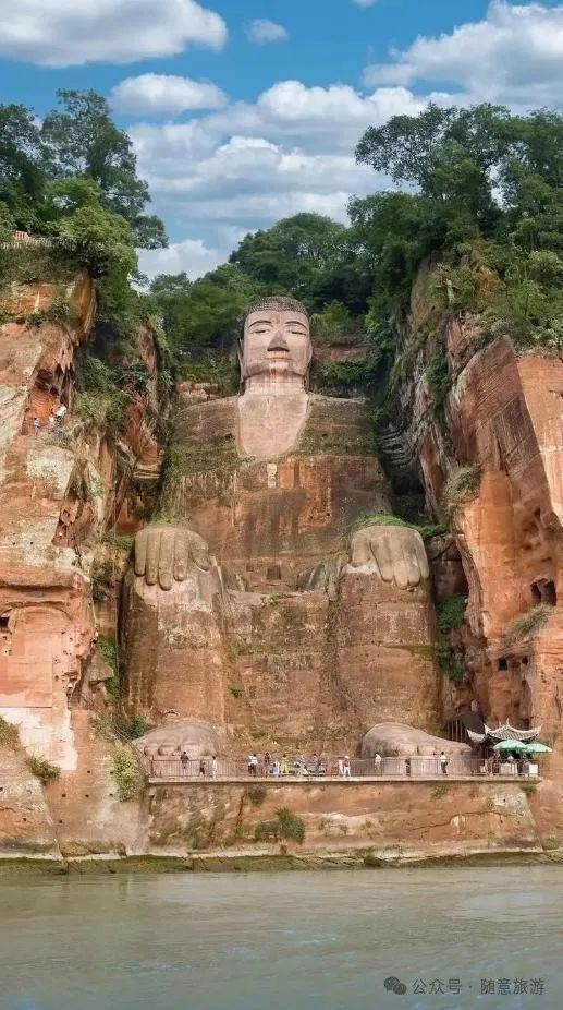 攻略峨眉老年旅游山人的路线_峨眉山老年人优惠政策_峨眉山老年人旅游攻略