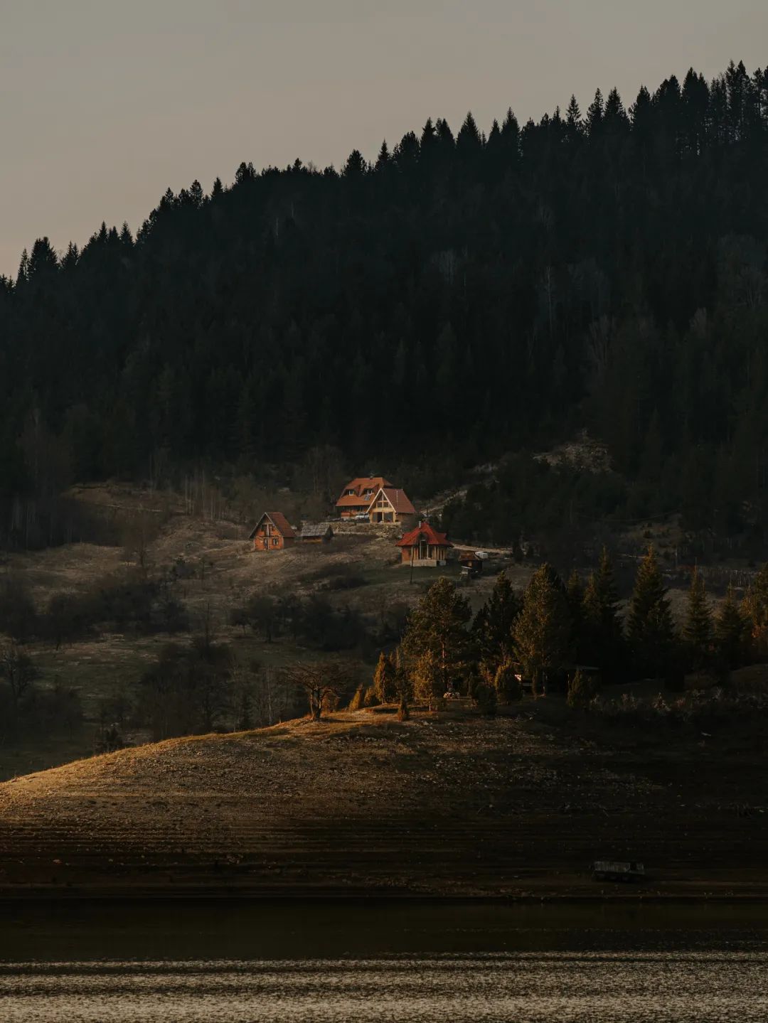 马泰是哪里_2024新马泰旅游攻略_马泰的高原风景