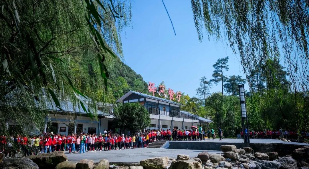山景区旅游攻略_山旅在哪_九嶷山旅游攻略