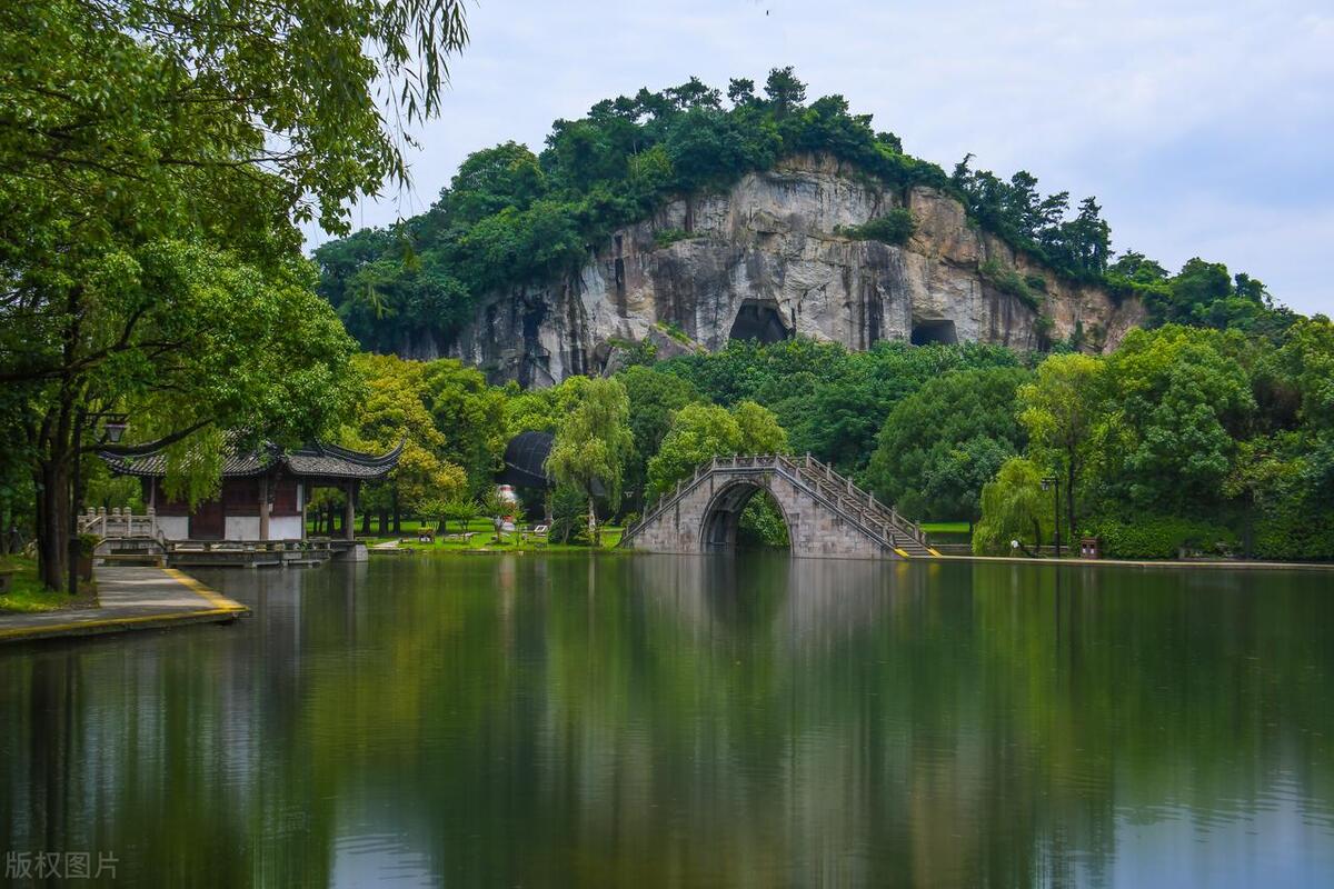 杭州乌镇横店要怎么玩_乌镇横店哪个好玩_杭州乌镇横店旅游攻略