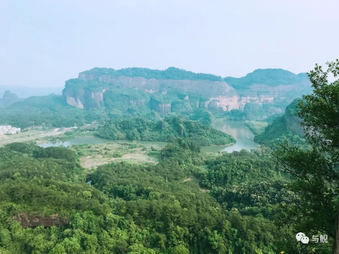 广东丹霞山旅游攻略_广东丹霞景区_广东丹霞山旅游攻略一日游