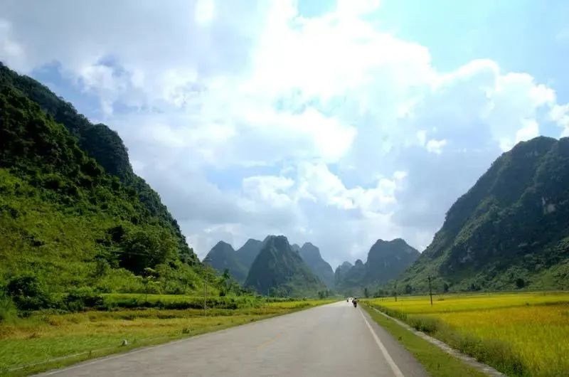 游览德天瀑布_自驾德天瀑布旅游攻略_德天瀑布旅游团