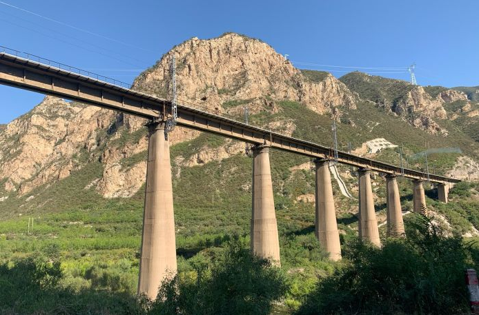 北京凤凰岭景区_凤凰岭在北京哪里_北京凤凰岭旅游攻略