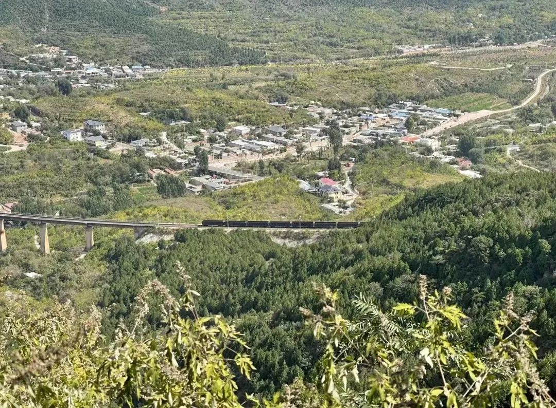 凤凰岭在北京哪里_北京凤凰岭旅游攻略_北京凤凰岭景区