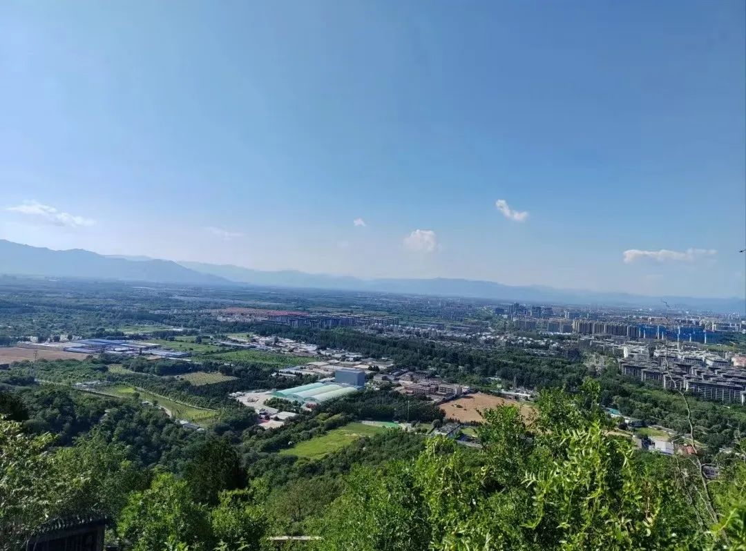 北京凤凰岭旅游攻略_北京凤凰岭景区_凤凰岭在北京哪里