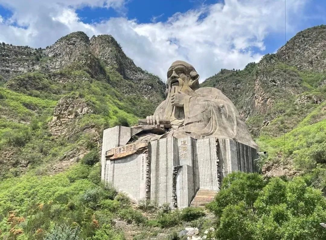 北京凤凰岭旅游攻略_北京凤凰岭景区_凤凰岭在北京哪里
