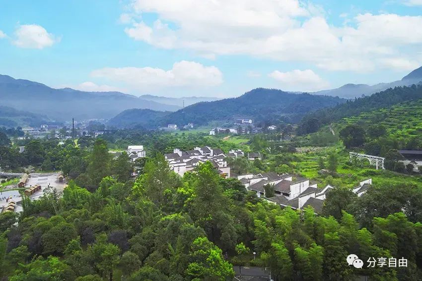 江西龙虎山风景区旅游攻略_江西省龙虎山风景区攻略_江西龙虎山风景区旅游攻略