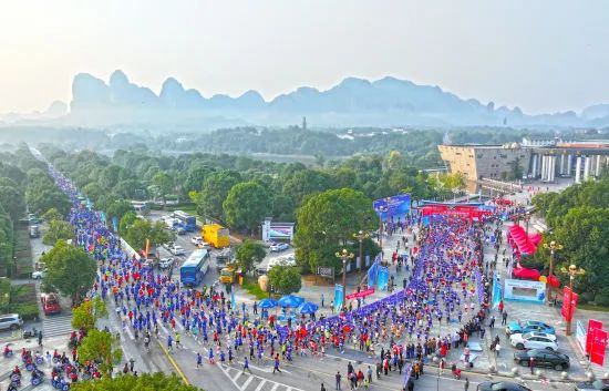 江西龙虎山风景区旅游攻略_江西龙虎山风景区旅游攻略_江西省龙虎山风景区攻略