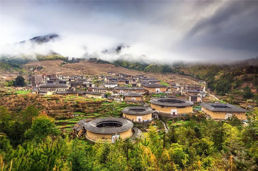 永定土楼游玩时间_永定土楼好玩不_永定土楼旅游攻略