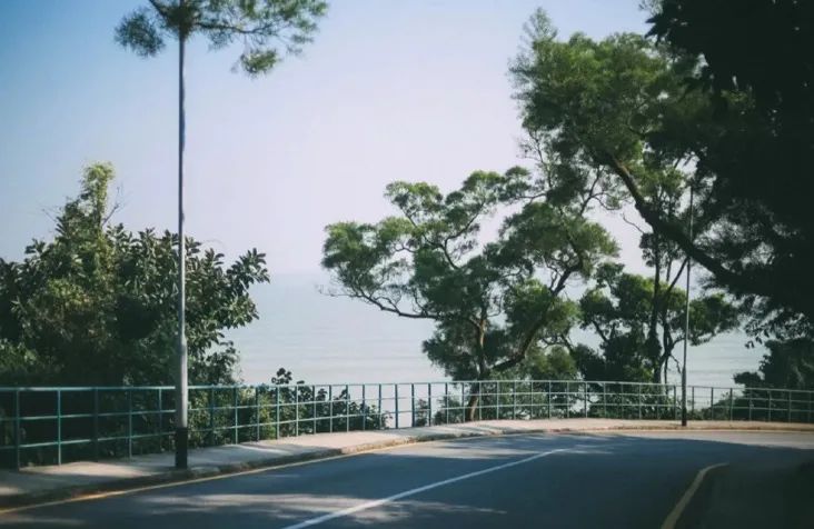 拉萨攻略成都旅游到哪个机场_成都到拉萨旅游攻略_拉萨到成都景点