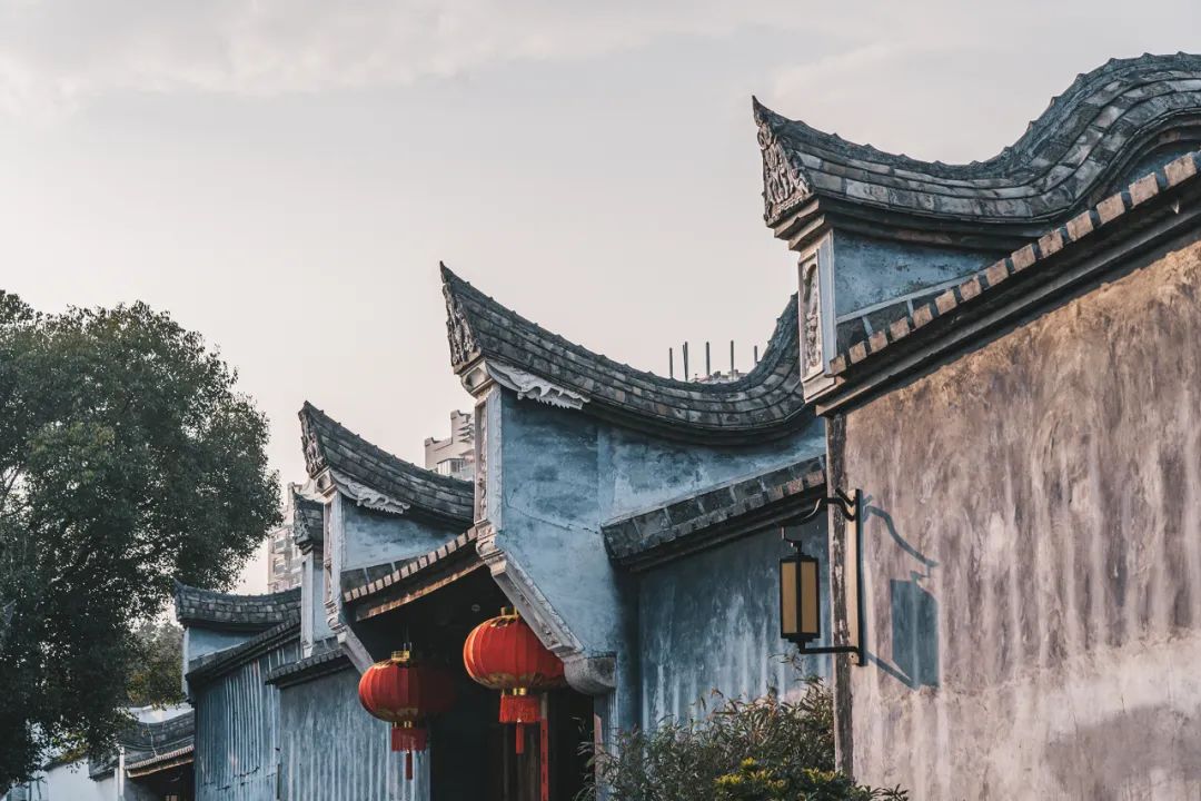 成都到拉萨旅游攻略_拉萨攻略成都旅游到哪个机场_拉萨到成都景点