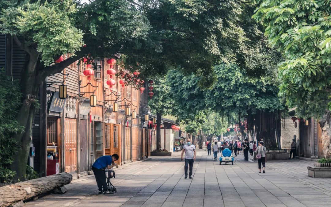 拉萨到成都景点_成都到拉萨旅游攻略_拉萨攻略成都旅游到哪个机场