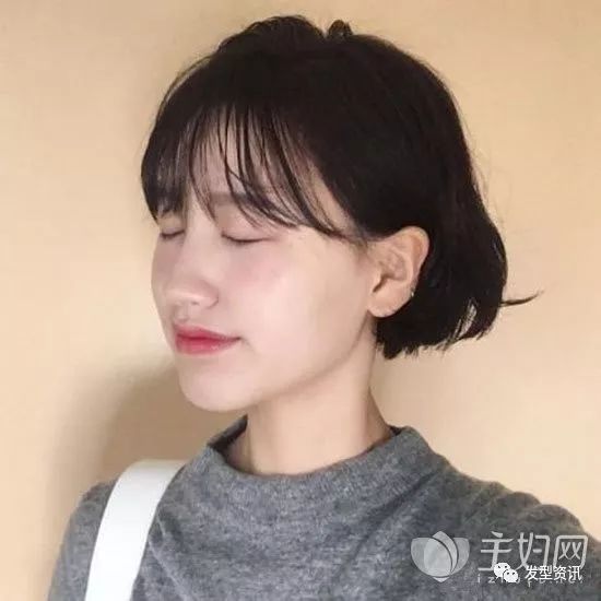 时尚大卷发发型图片_时尚发型图片发大卷女_时尚卷发造型图片