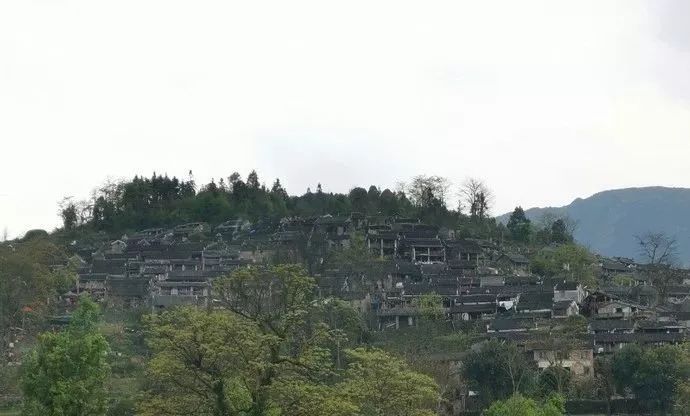 三排瑶寨旅游攻略_必背瑶寨景区简介_瑶寨风景