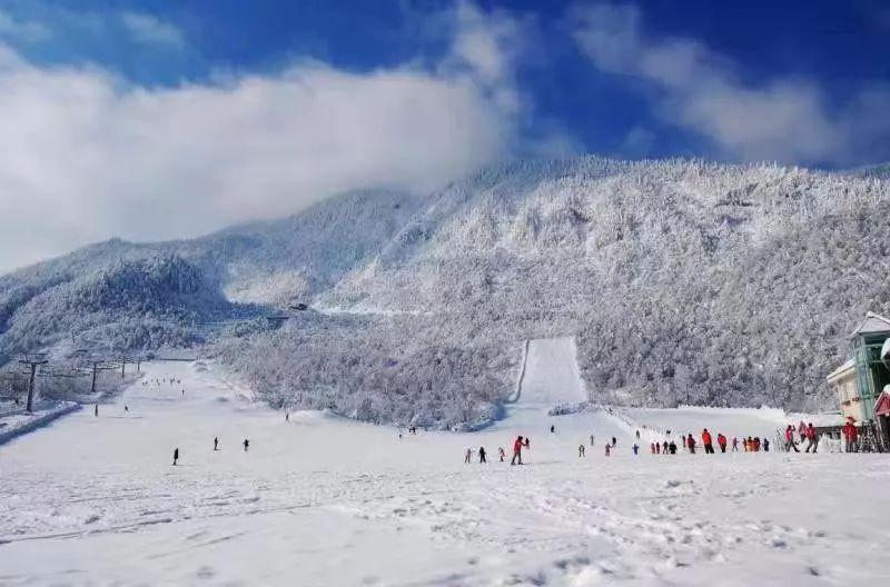 11月西岭雪山_西岭雪山旅游攻略11月_西岭雪山2020年11月