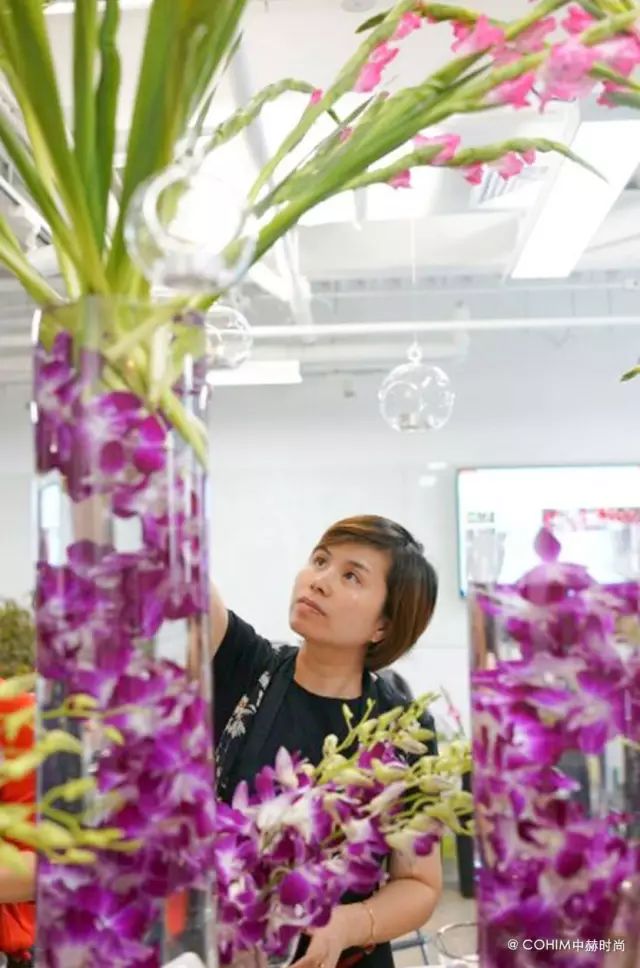 中赫时尚花艺_中赫时尚花艺师出来的人怎么样_时尚中赫花艺怎么样