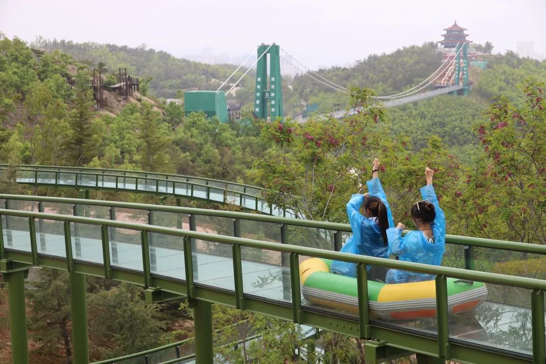 威海华夏城旅游路线_威海华夏城景区旅游攻略_威海华夏城旅游攻略