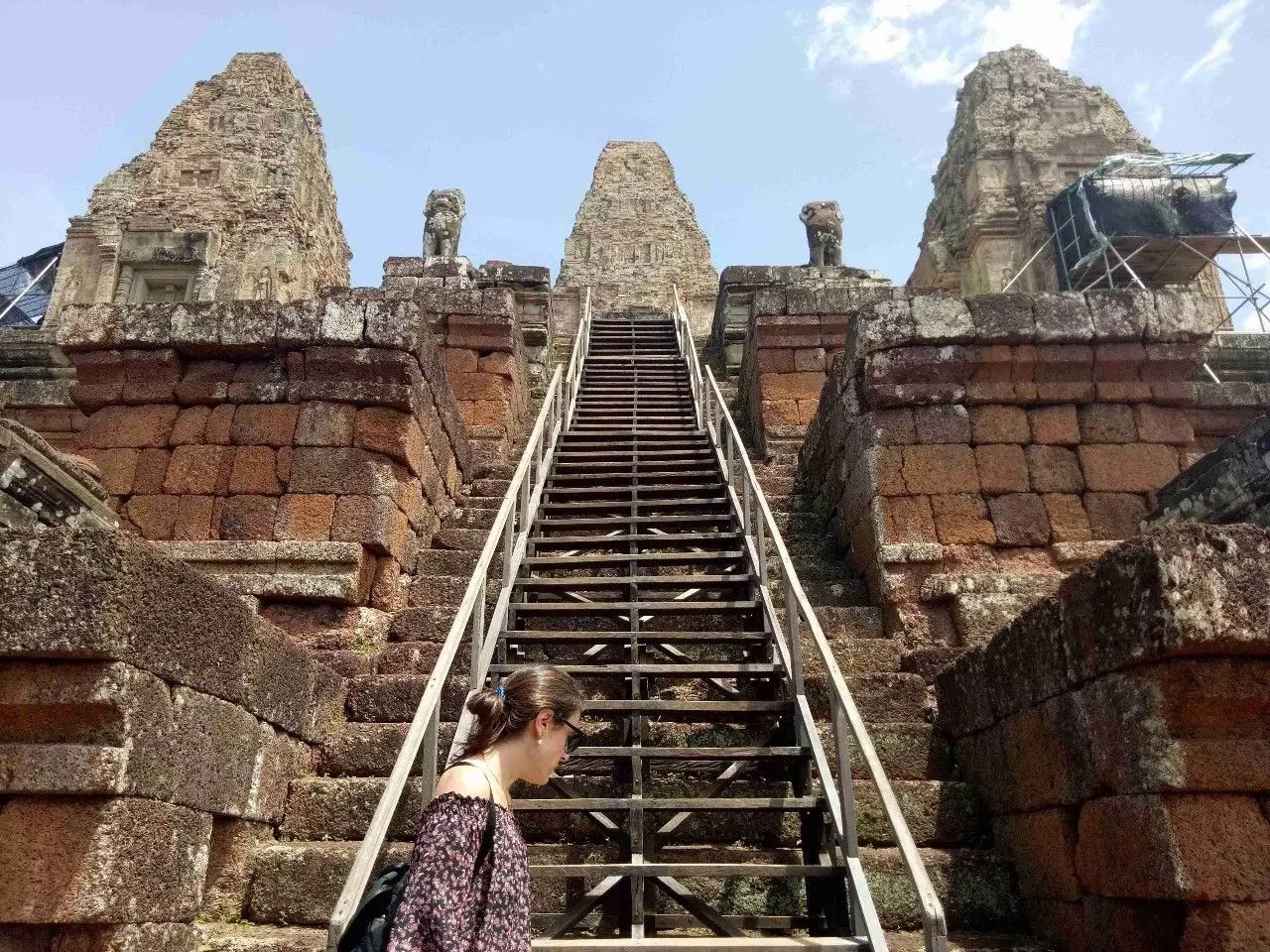 窝窝旅游哪款好_旅游攻略app蚂蜂窝自由行手机版_自驾窝窝旅行软件