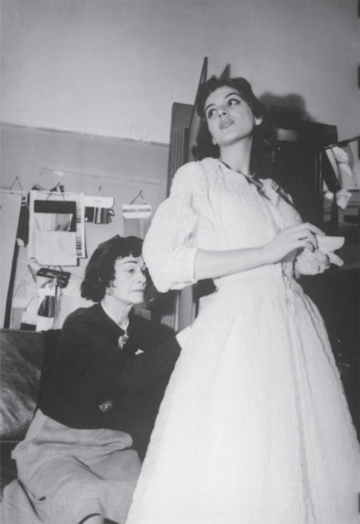 时尚就是我 可可香奈儿传奇电子书下载_《可可香奈儿的传奇一生》_可可香奈儿的传奇一生电子书