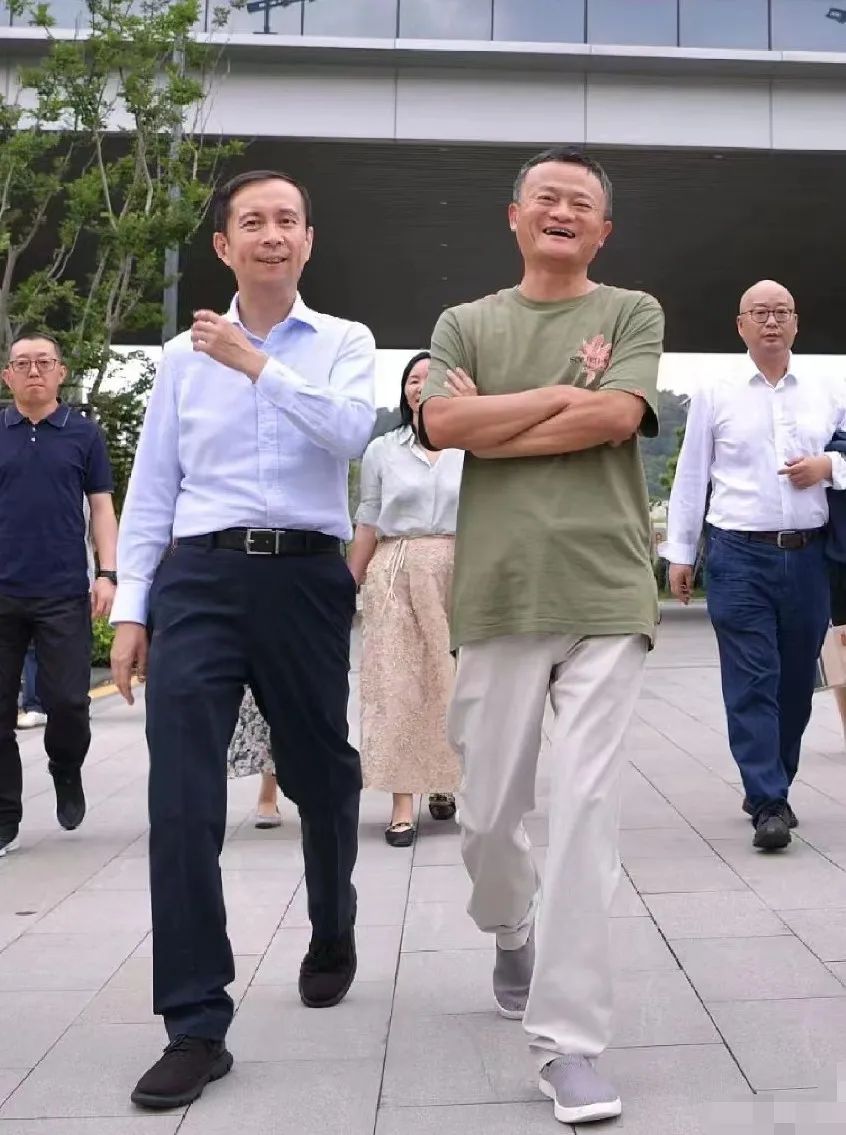 时尚最新资讯_时尚资讯网_时尚网事
