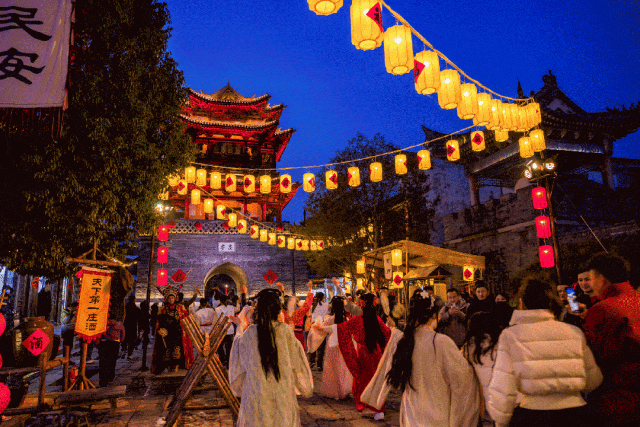 台儿庄古城离济南多远_济南去台儿庄古城到哪个火车站_济南到台儿庄古城旅游攻略