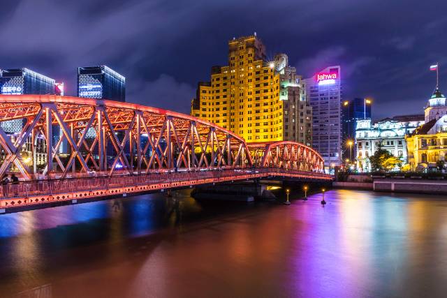 上海夜景旅游景点_上海夜景旅游攻略_夜景上海攻略旅游景点推荐