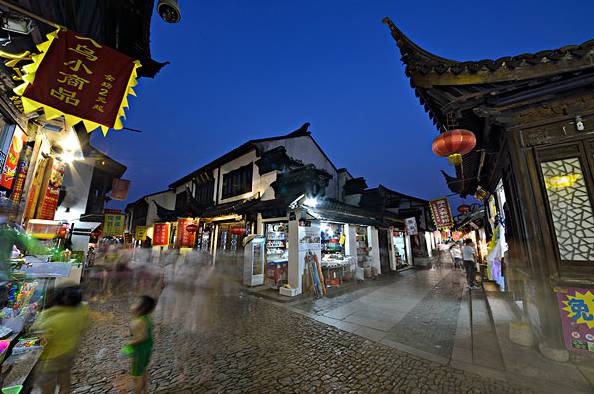 夜景上海攻略旅游景点推荐_上海夜景旅游攻略_上海夜景旅游景点