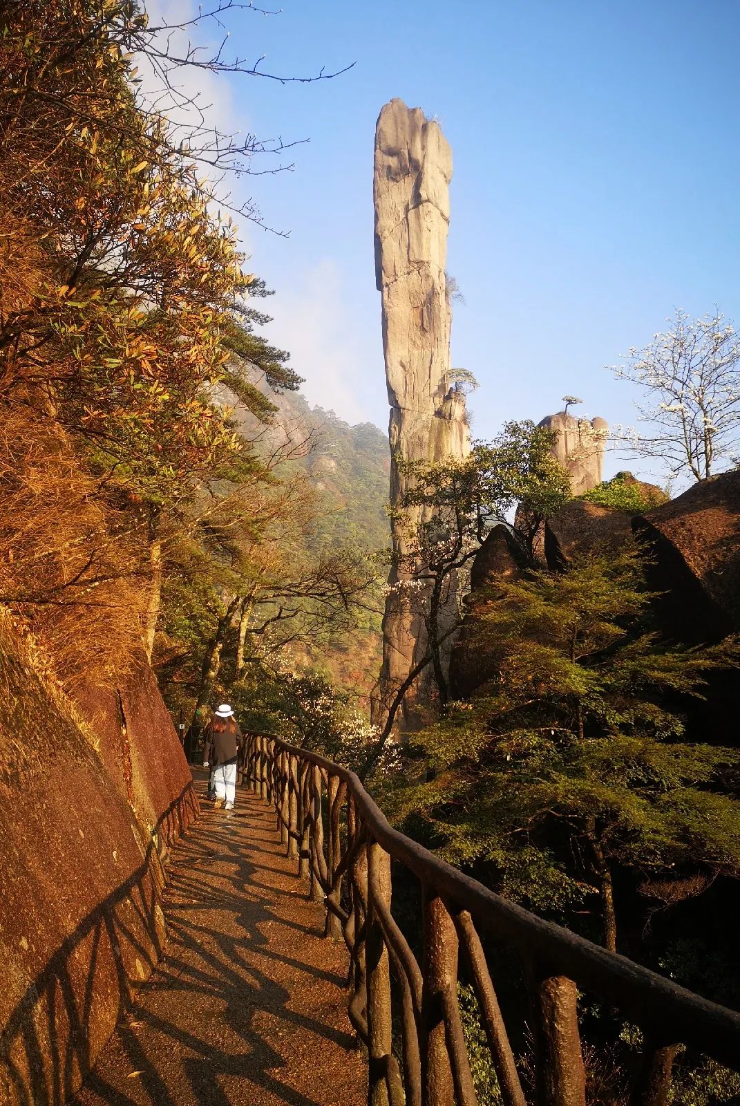 乘火车游三清山旅游攻略_三清山火车票_三清山有火车站时刻表