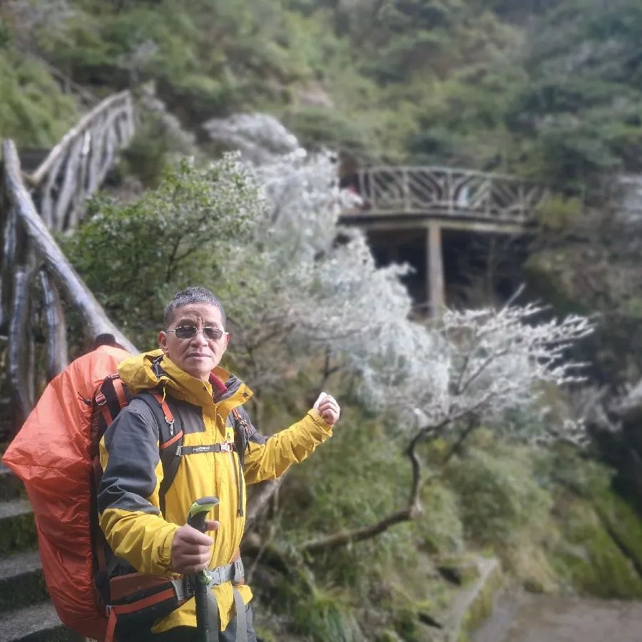 乘火车游三清山旅游攻略_三清山火车票_三清山有火车站时刻表