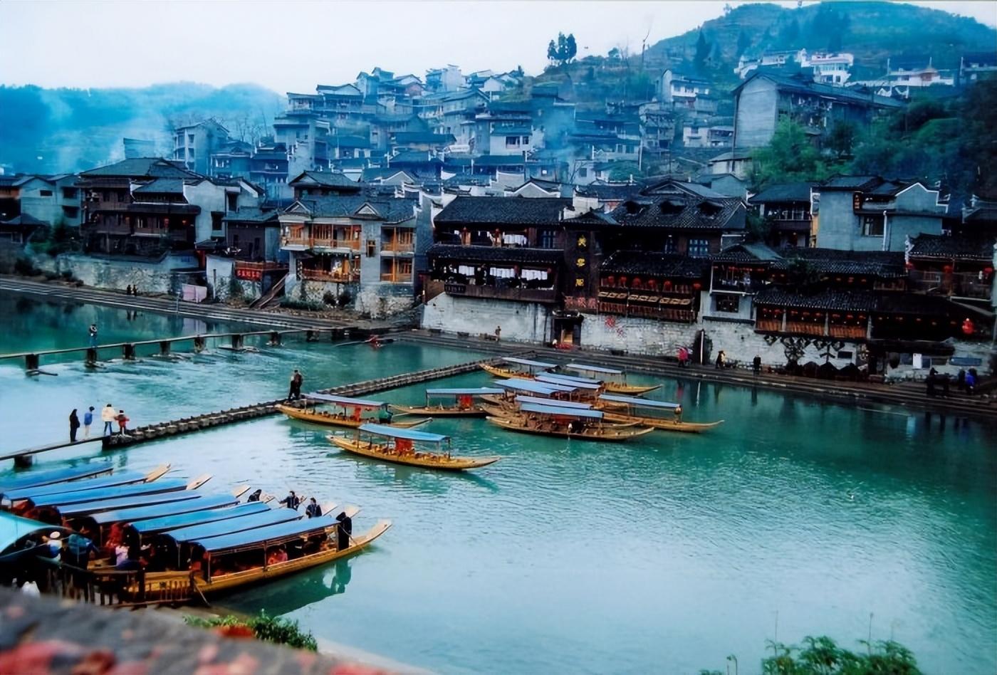 古城凤凰有什么好玩的_凤凰古城攻略自助游_去凤凰古城旅游攻略